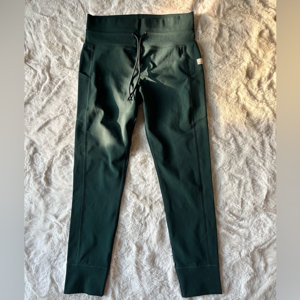 Vuori Dark Green Leggings